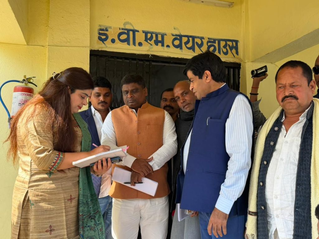 Bihar: Goh–Nabinagar Election Result Dispute EVM-VVPAT Sealed After HC Petition | Bihar News गोह–नबीनगर के नतीजों पर अदालत की दस्तक! डीएम की निगरानी में अलग की गईं EVM-VVPAT मशीनें”